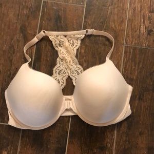 Victoria Secret Body by Victoria razorback bra